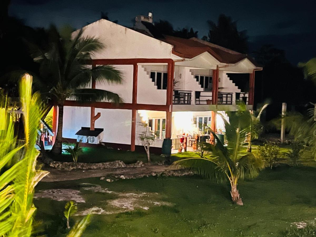 Cabilao Sunset Dive & Beach Resort Loon Exteriér fotografie