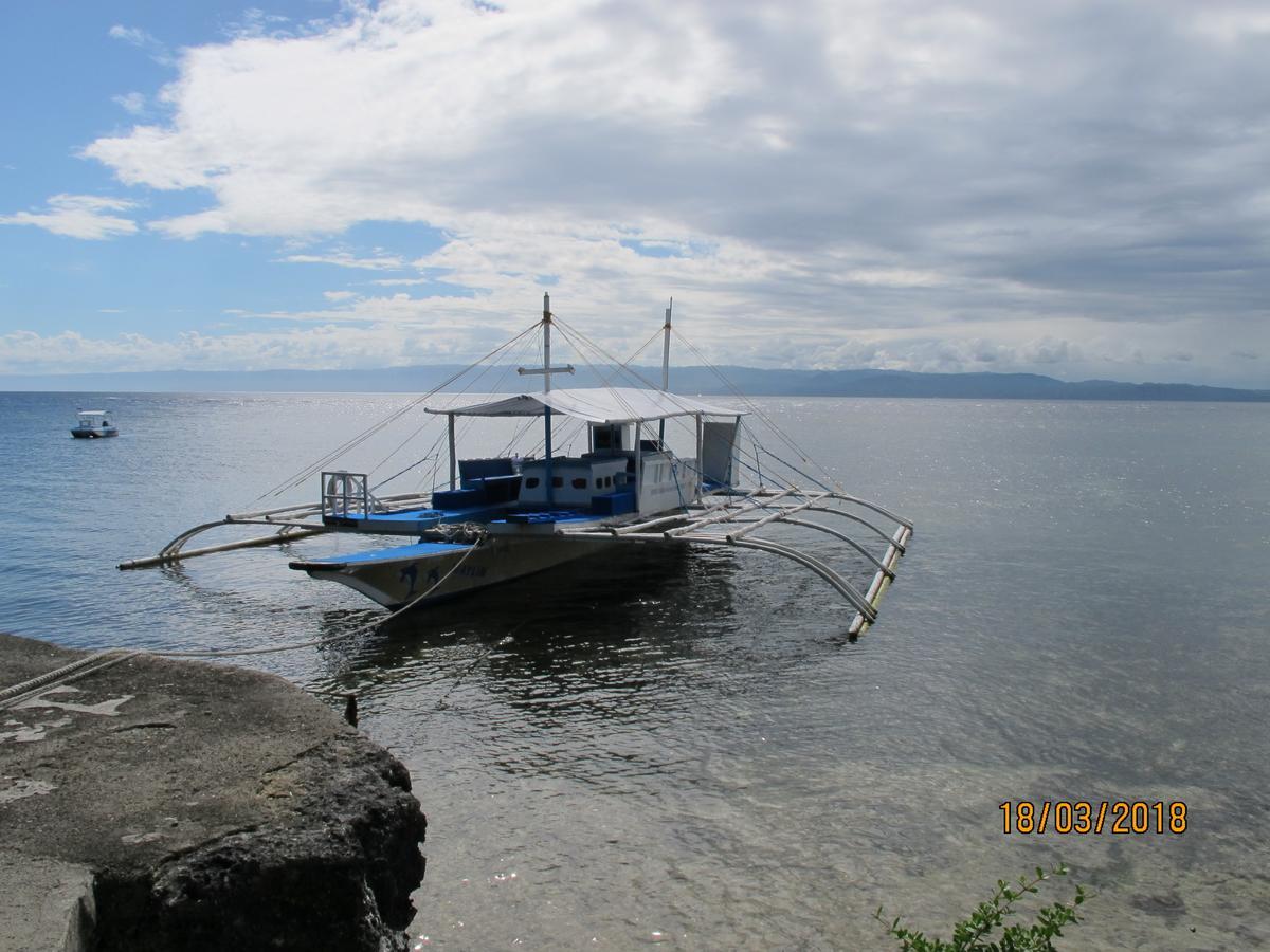 Cabilao Sunset Dive & Beach Resort Loon Exteriér fotografie