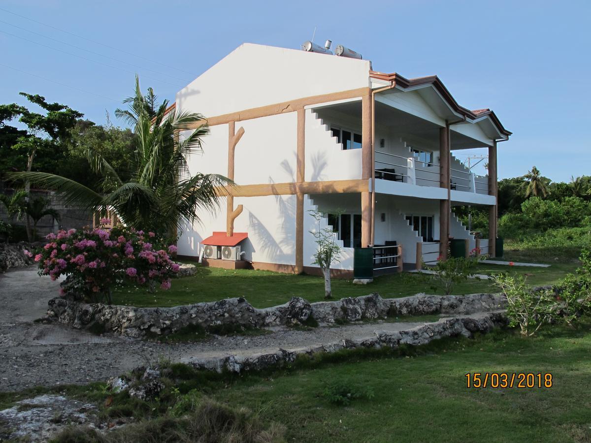Cabilao Sunset Dive & Beach Resort Loon Exteriér fotografie